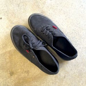Levi's women shoe